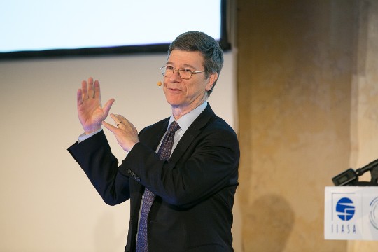 iiasa.ac.at | IIASA Distinguished Visiting Fellow Jeffrey Sachs, Director of the Earth Institute at Columbia University, announced the World in 2050 project at the Towards a Sustainable Future event on 12 March 2015 in Vienna. The event was sponsored by IIASA, the Sustainable Development Solutions Network, and the European Forum Alpbach.