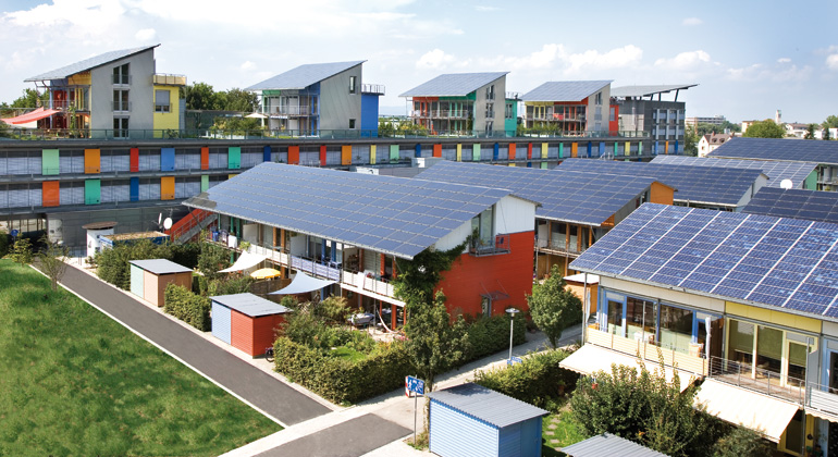Rolf Disch SolarArchitektur | Solarsiedlung in Freiburg