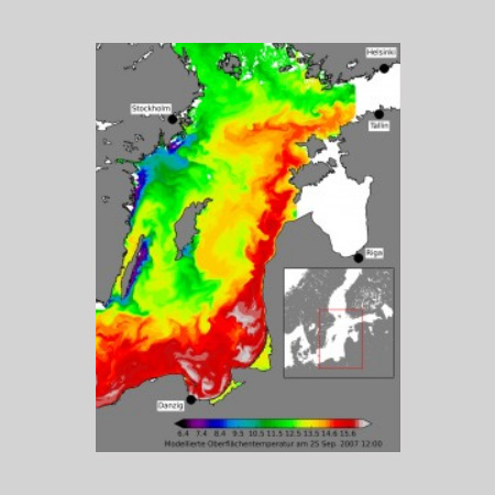 Leibniz-Institut für Ostseeforschung Warnemünde (IOW) | P. Holtermann | Meeres-Wirbelbildung im Forschungsfokus des SFB: Die IOW-Simulation der Oberflächentemperatur der zentralen Ostsee macht die Dynamik an den Fronten zwischen kalten und warmen Wasserkörpern sichtbar.