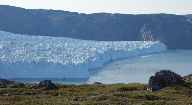 AWI | Coen Hofstede | Aerial photo of the Store glacier, West Greenland (uummannaq fjord)