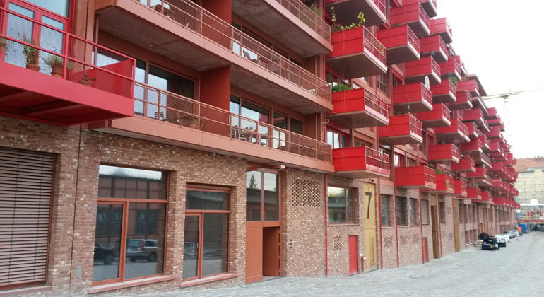 depv.de | Rote Lofts in Berlin-Schöneberg setzen ein Zeichen für den Klimaschutz
