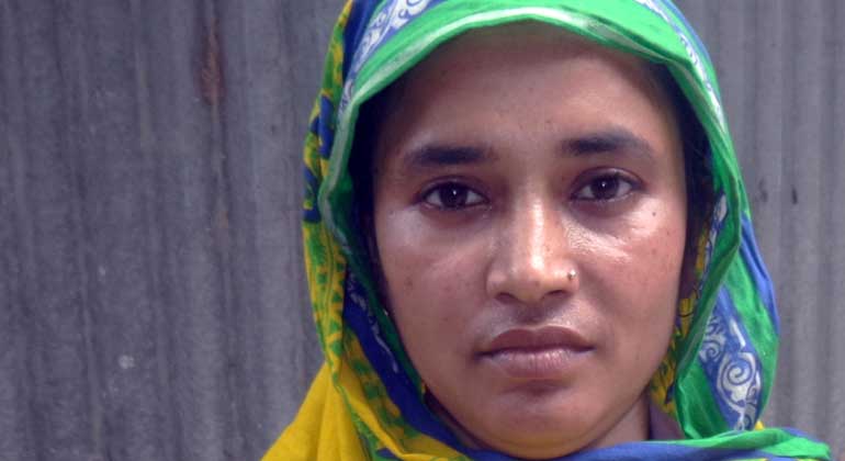 ANDHERI HILFE | Bobita berichtet, die das Leben vieler Frauen und Babys rettet.