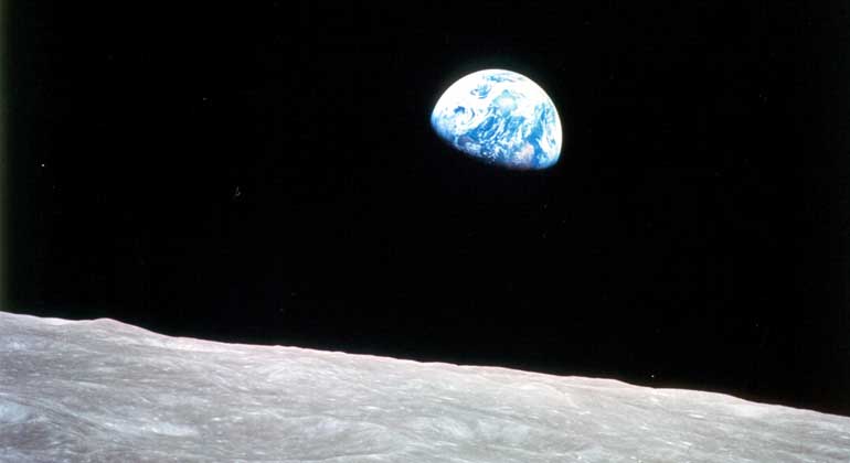 obs/N24/© NASA / Bill Anders | Es war der NASA-Astronaut Bill Anders, der Weihnachten 1968 den berühmten "Earthrise" - den Aufgang der Erde über dem Mond - fotografierte.