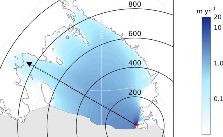 pik-potsdam.de | Ross-Schelfeis: Änderung der Eisströmungsgeschwindigkeit (blaue Schattierung) ausgelöst durch um 1m dünner werdende Eisfläche (in rot), Ozean in grau. Abb. 2b aus Reese et al, 2017