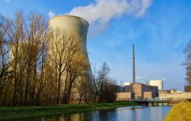 Depositphotos | Ansebach | AKW Gundremmingen: Reaktorbehälter wegen defekter Tür nicht dicht, Luft entwichen und wieder defekte Brennelemente gefunden.