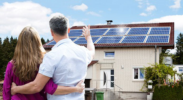 Photovoltaik auf neuen Einfamilienhäusern würde bis 2030 mehr als 12 Millionen Tonnen CO2 einsparen