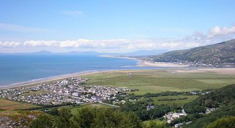 Flickr.com | Hefhoover CC | Seine Tage sind gezählt, schon seit sechs Jahren: der Ort Fairbourne in Wales.