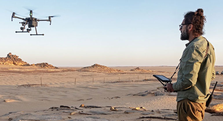 handicap-international.de | John Fardoulis / HI | Tests on the use of drones during mine clearing