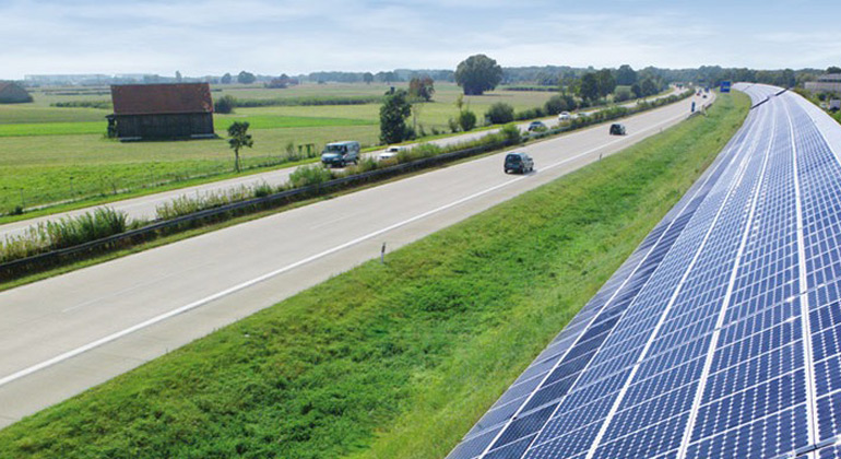 Bald Photovoltaik an Autobahn?