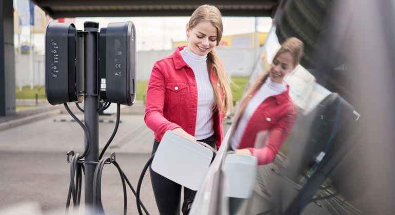 Innogy | Das Unternehmen kann Mitarbeitern als Bonus gestatten, ihr E-Auto kostenfrei zu laden.