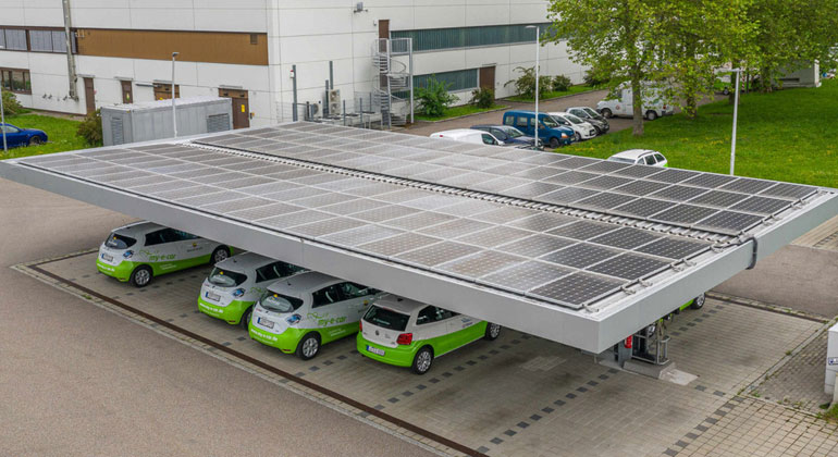 Baden-Württemberg fördert PV-Anlagen auf Parkplatzdächern