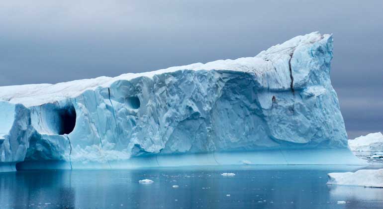 Teile des grönländischen Eisschildes könnten Kipppunkt überschreiten