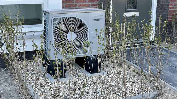 pixabay.com | Hurm | Wärmepumpe