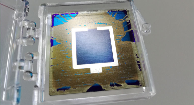 Standard-Silizium-Solarzellen erstmals mit Perowskit zu Tandem kombiniert