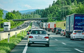 pixabay.com | Schwoaze | Autobahn