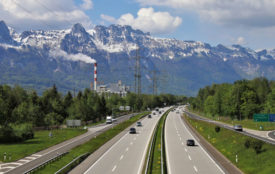 pixabay.com | pasja |Autobahn Berge