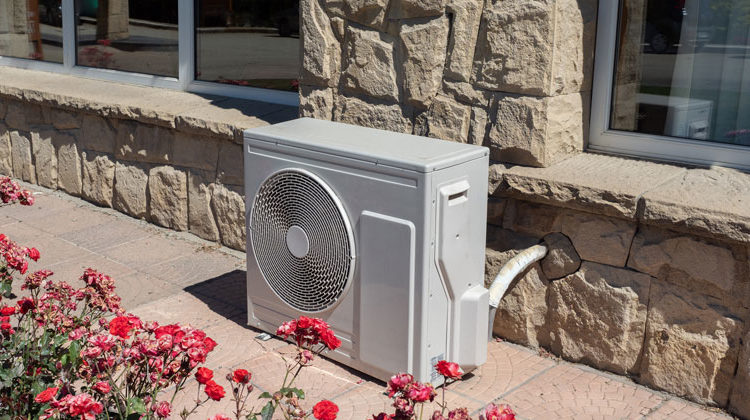 Depositphotos.com | Sonar | Wärmepumpe