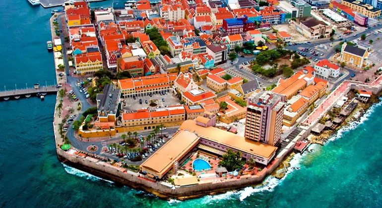 Sonne, Strand und Green Curaçao