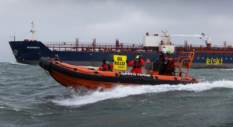 Küstenländer weiter durch russische Öltanker bedroht