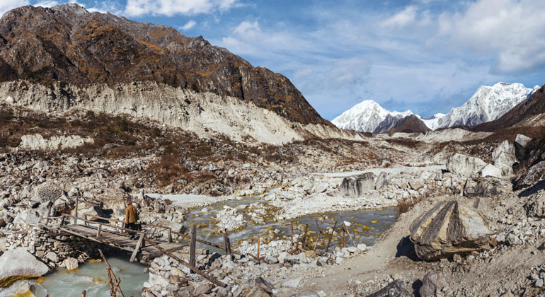 Rapid Warming in the Himalaya Exacerbates Geohazard Cascades Beyond Adaptation Limits